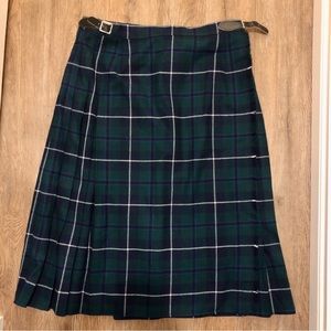 Women’s Kilted Skirt (Kilt)GREEN,BLUE, White Stripe-Wool Authentic🏴󠁧󠁢󠁳󠁣󠁴󠁿